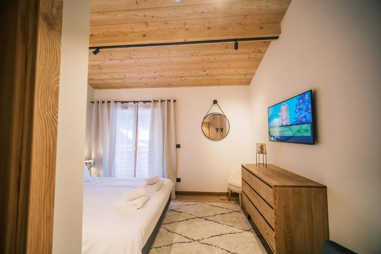 Loft Zodiak -Centre Ville , 5 Chambres+ Vue Les Houches 0*,  France